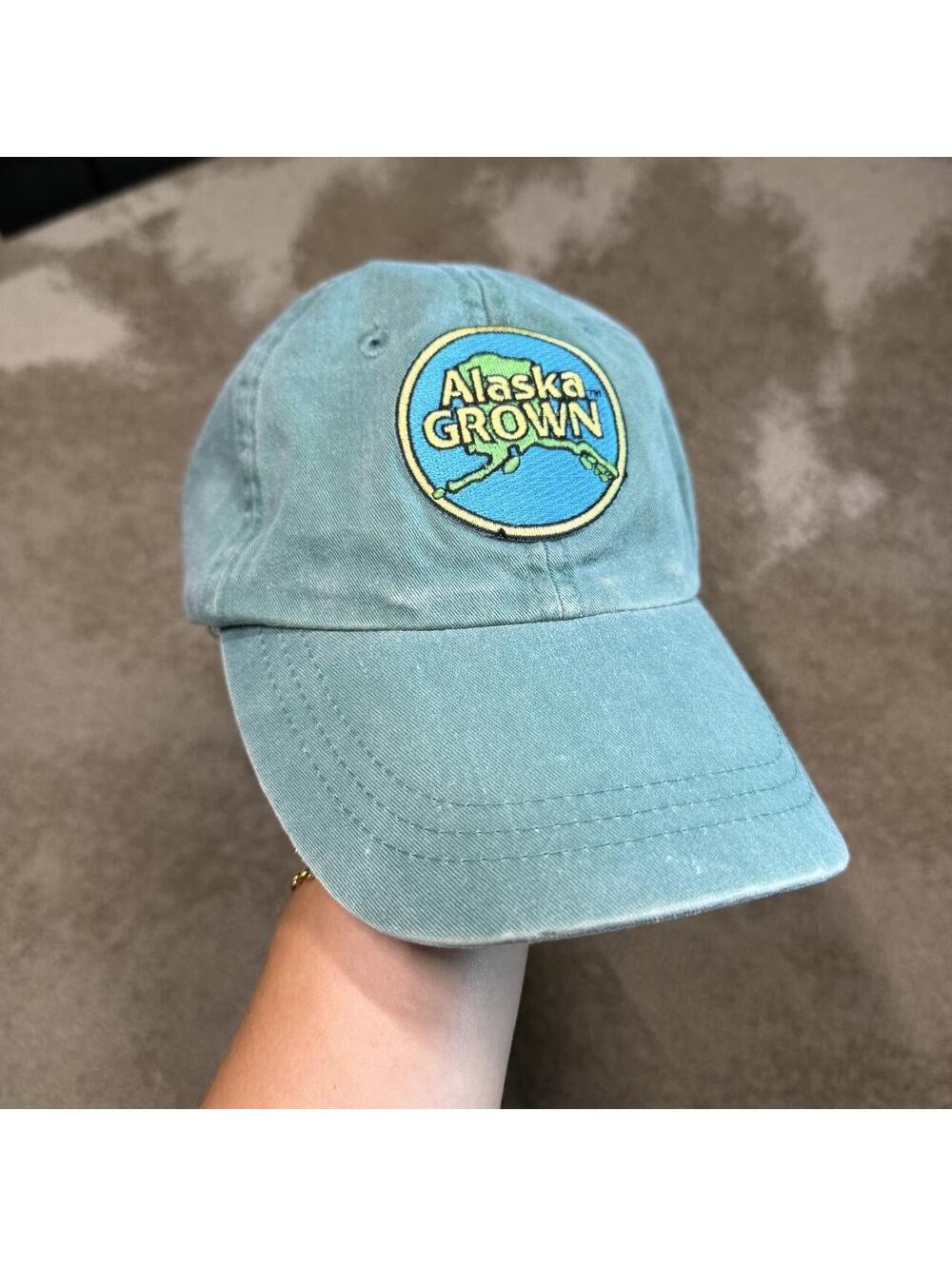 VINTAGE ADAMS ALASKA GROWN EMBROIDERED STRAPBACK HAT GREAT VINTAGE CONDITION!